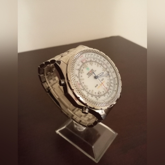 New White Weide Sport LED Men’s Fashion Watch with box - Picture 3 of 4